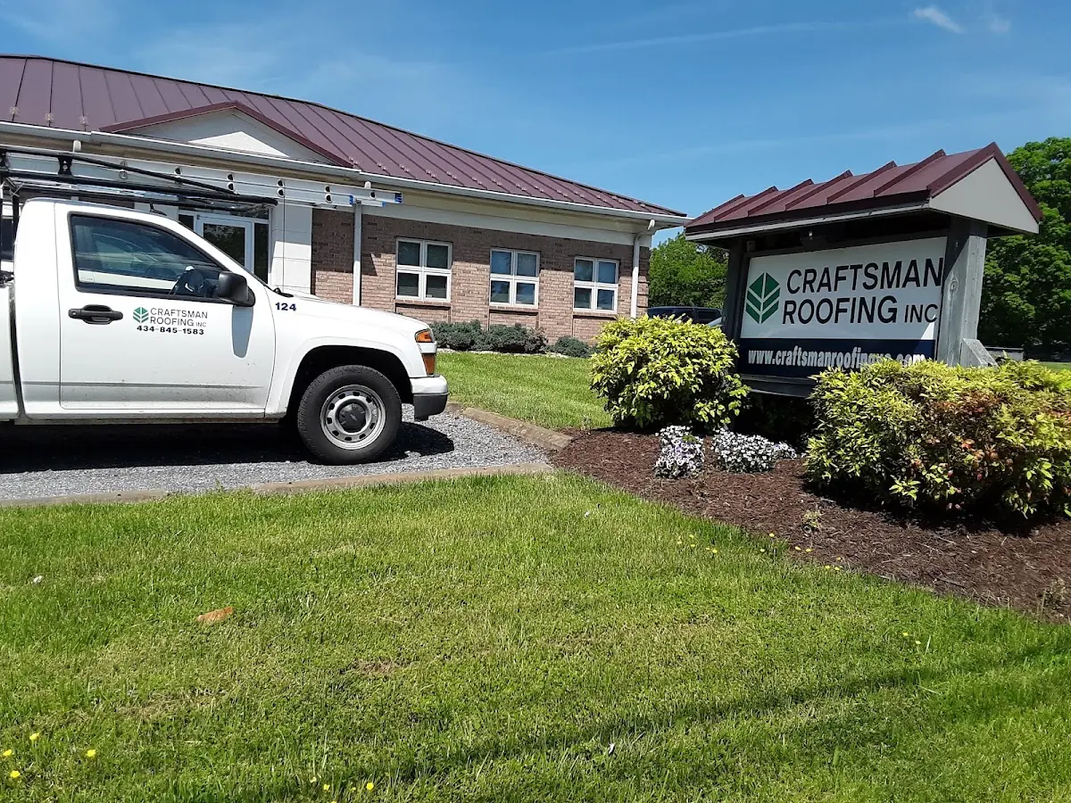 Quality Soffit & Fascia Repair by experienced craftsmen in Columbia Heights
