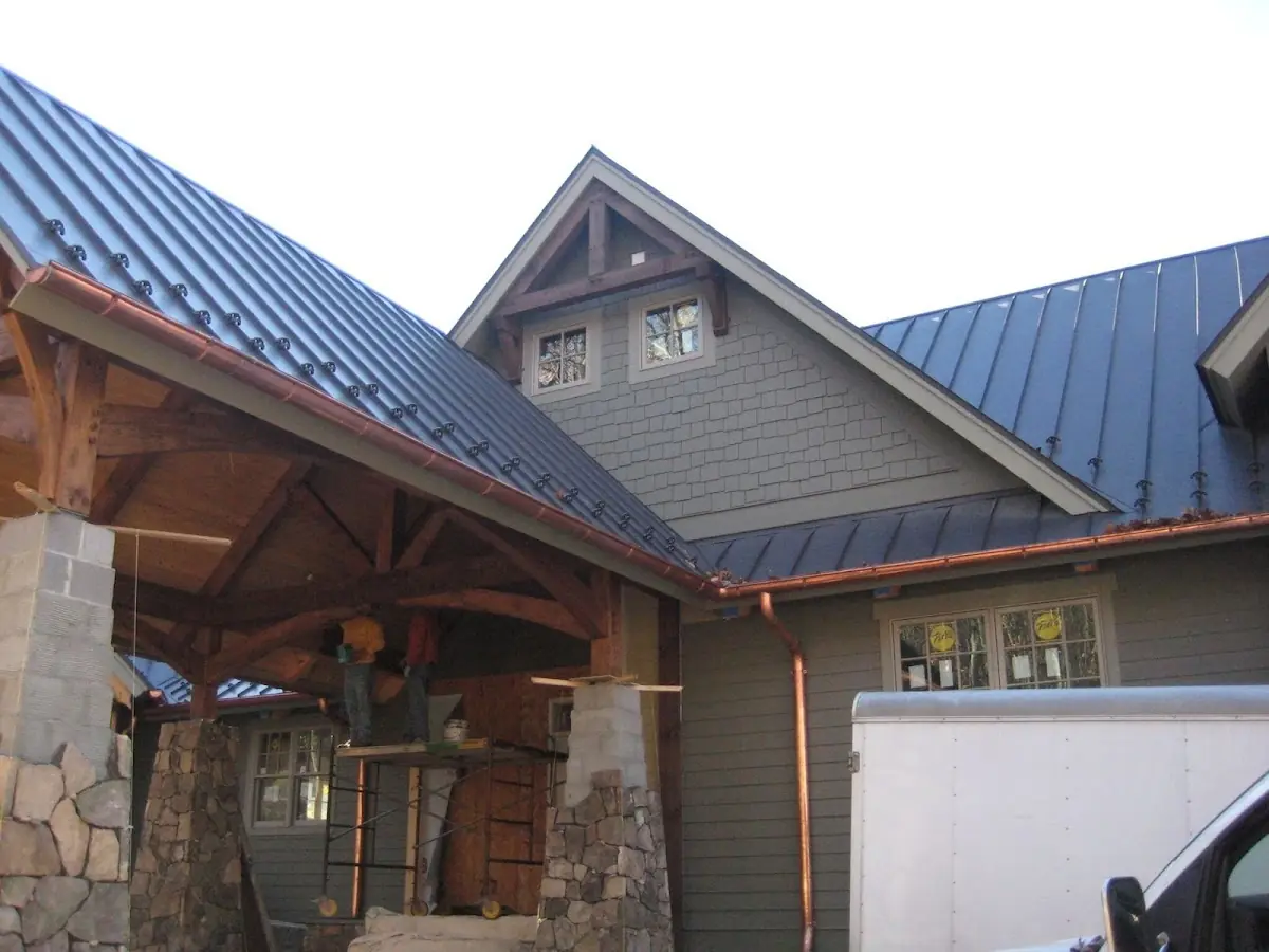Craftsman Roofing team delivering quality roofing work in Columbia Heights